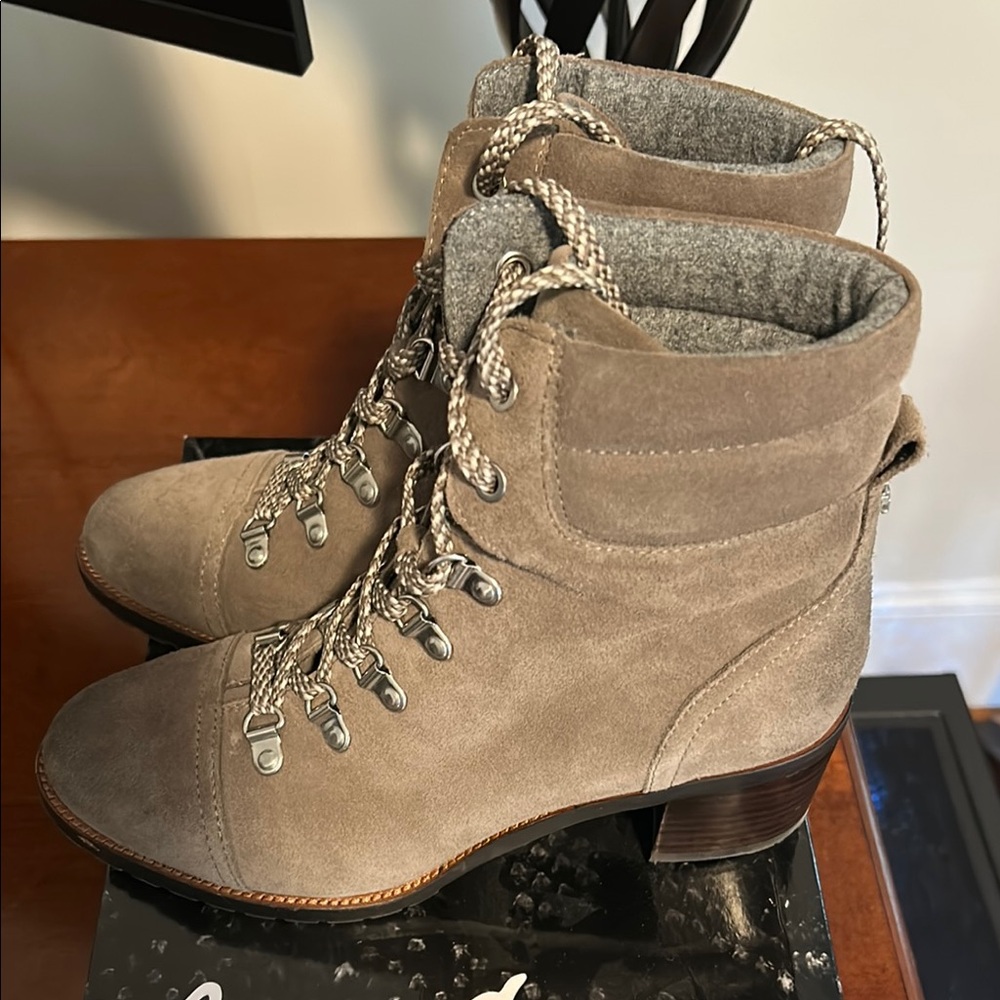 Women's Suede Ankle Boots